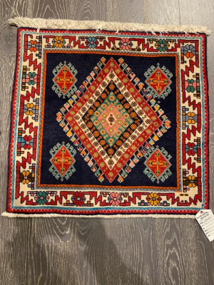 SUPER GHASHGHAI DIMOND DESIGN 2’ x 2’2” SKU# C50214