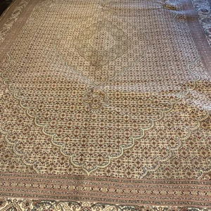 SUPER HAND KNOTTED INDO PERSIAN TABRIZ 8’ 11” x 11’ 9” SKU# C23227